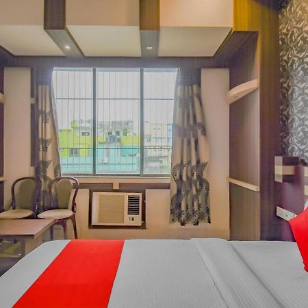 Oyo 1851 Hotel Sefali Deluxe כלכותה מראה חיצוני תמונה