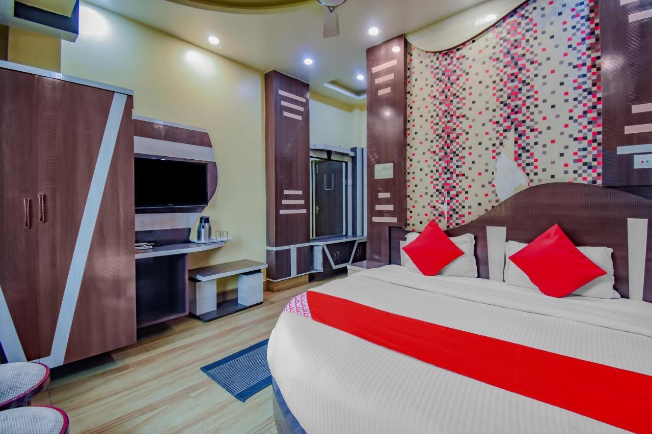 Oyo 1851 Hotel Sefali Deluxe כלכותה מראה חיצוני תמונה
