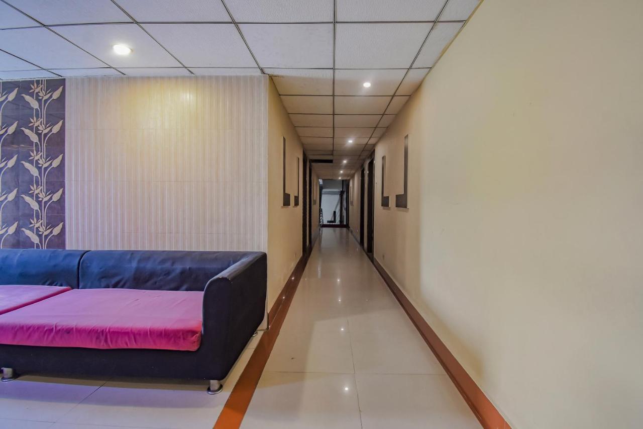 Oyo 1851 Hotel Sefali Deluxe כלכותה מראה חיצוני תמונה