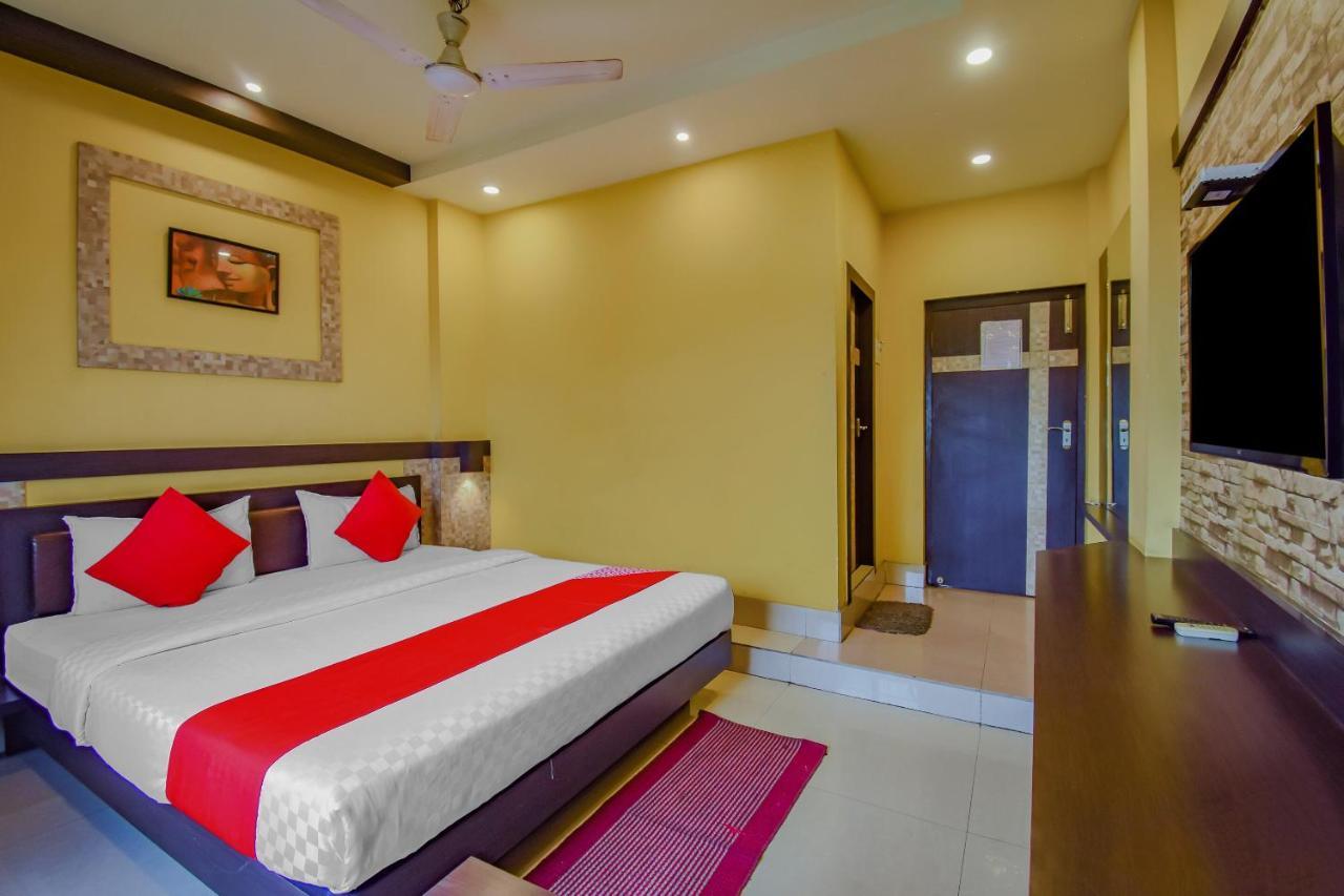 Oyo 1851 Hotel Sefali Deluxe כלכותה מראה חיצוני תמונה